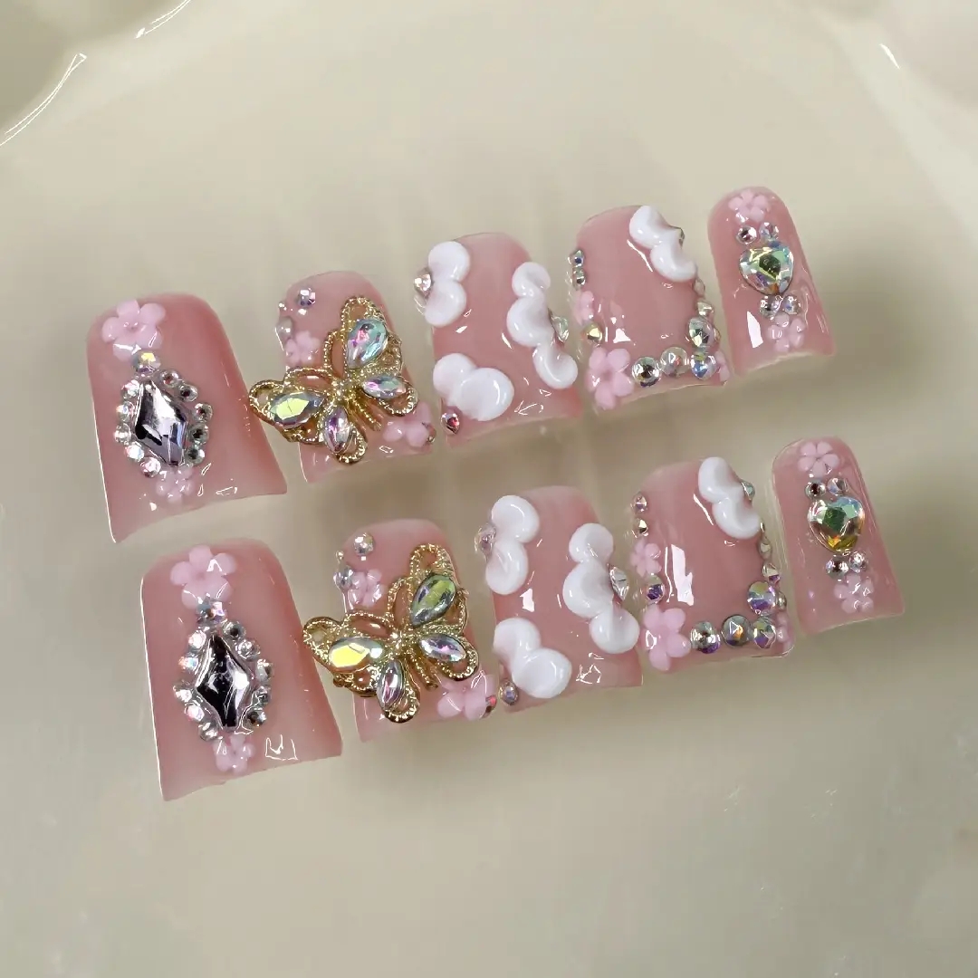 Embroidery Embellishments - 10개 고급스러운 스타일 모델, 손으로 그린