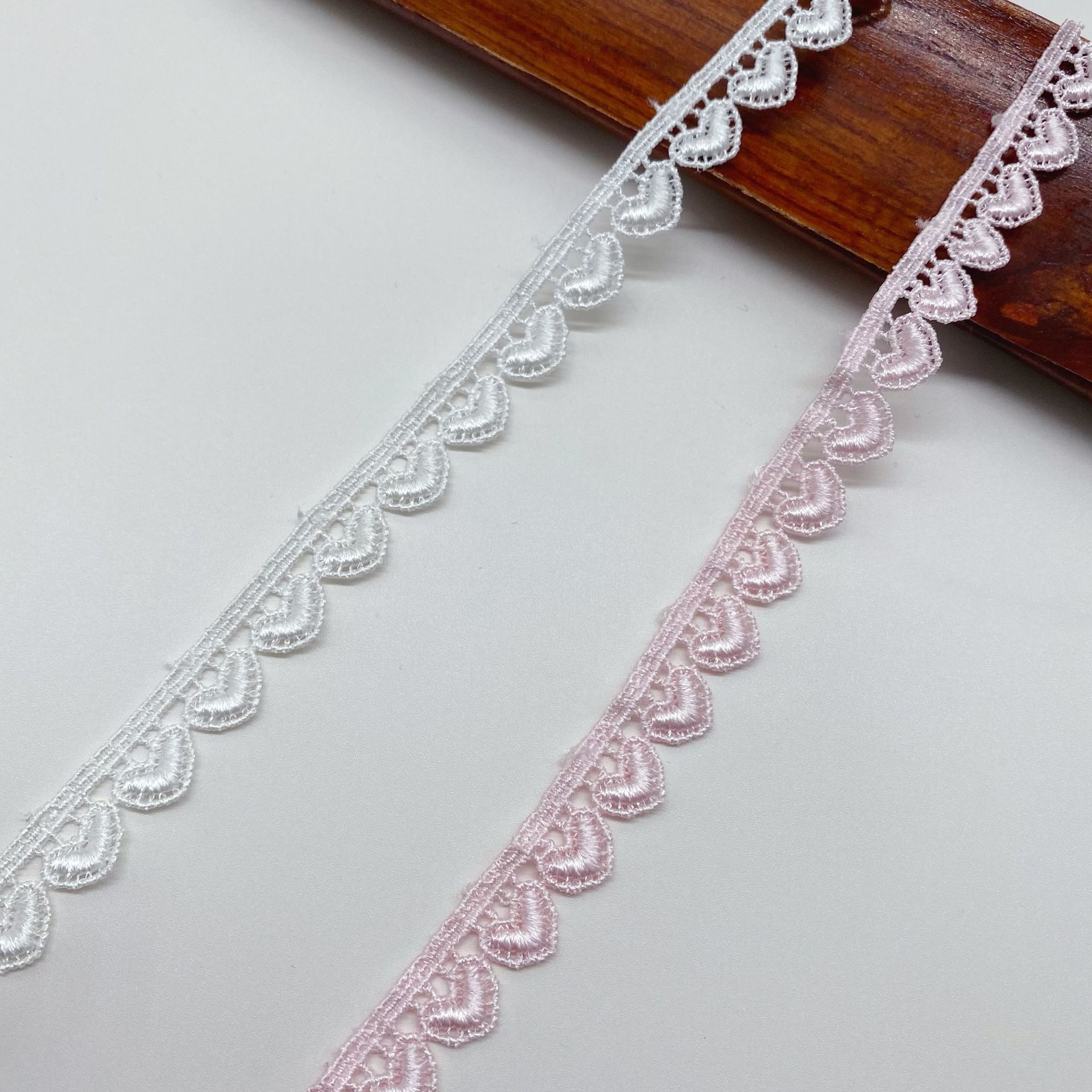 자수 다색 일방적인 러브 레이스 패브릭 트림 리본, D - Lace Ribbon Trim 리뷰 및 가격