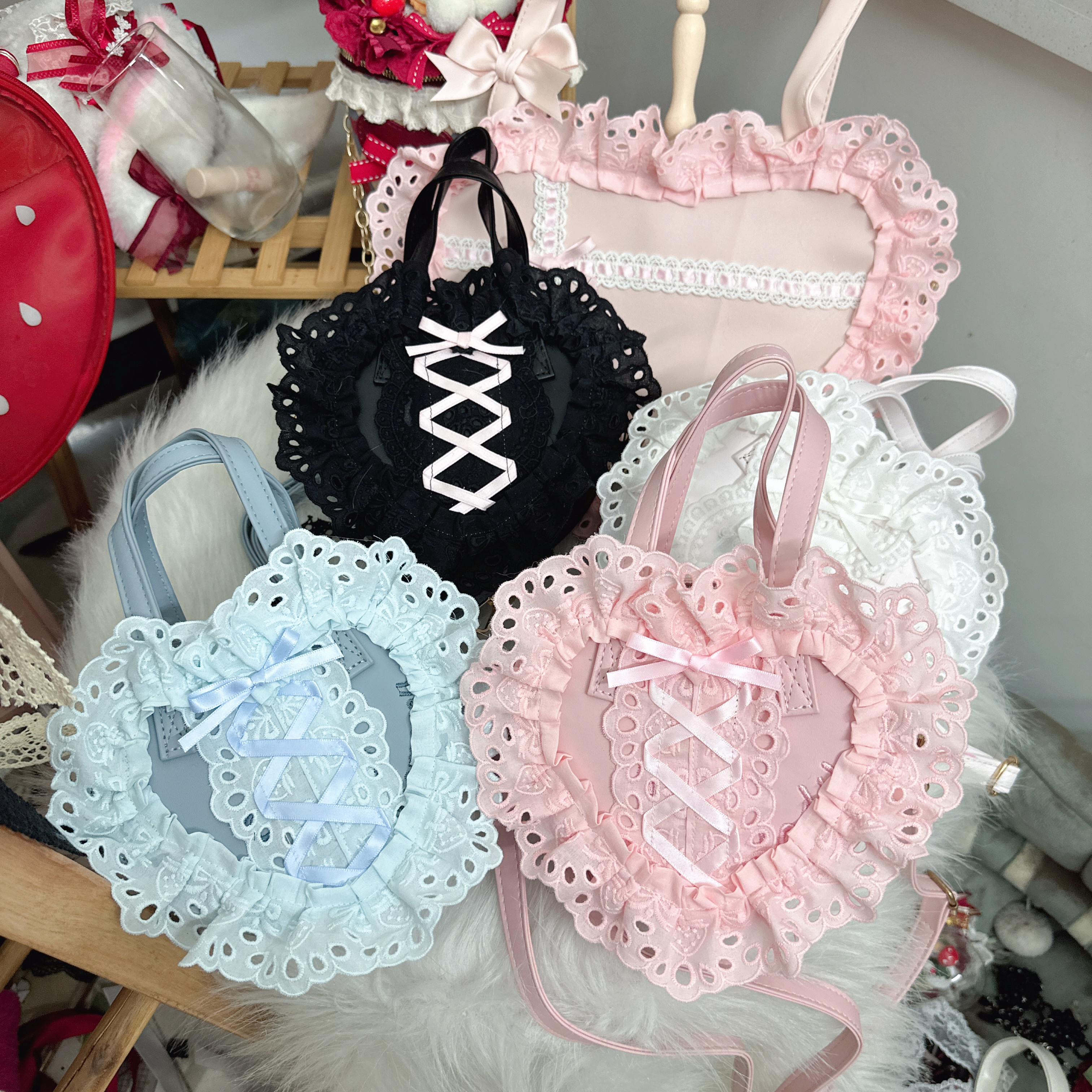 일본 데일리 아웃 데이트 로리타 요소 하트 모양의 여성 - Lace Ribbon Trim 리뷰 및 가격