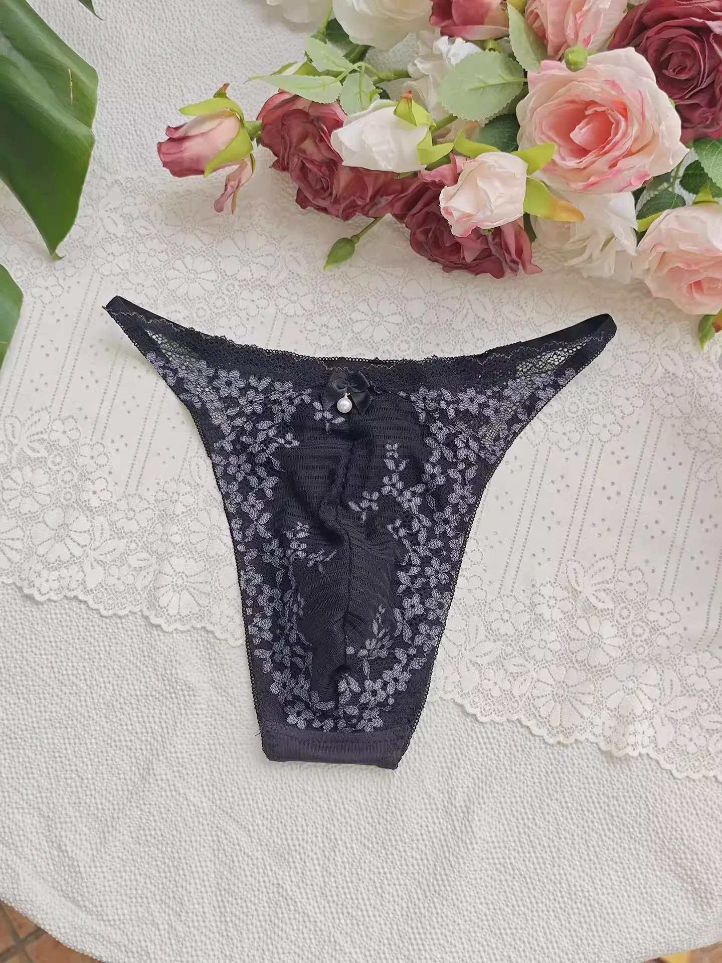 블랙 레이스 남성용 티셔츠 자수 핸드메이드 블루 핑크  - Embroidery Embellishments 리뷰 및 가격
