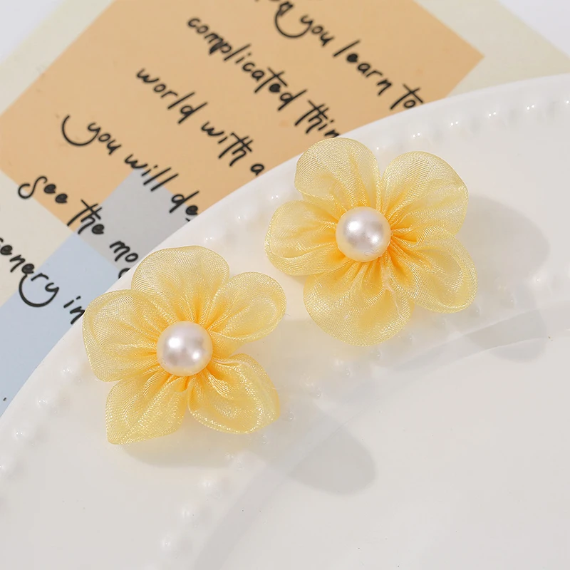100PCS 진주 원사 꽃 아플리케 DIY 신부 의류  - Applique Patch Flower 리뷰 및 가격